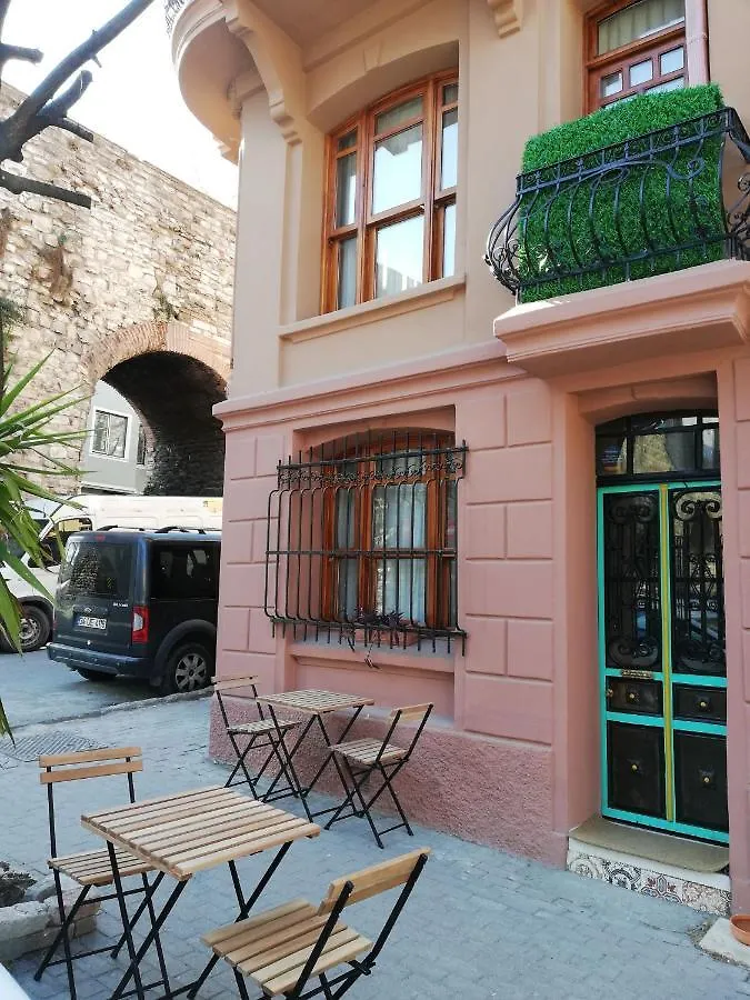 No 1 House By Valence Hotel Istanbul